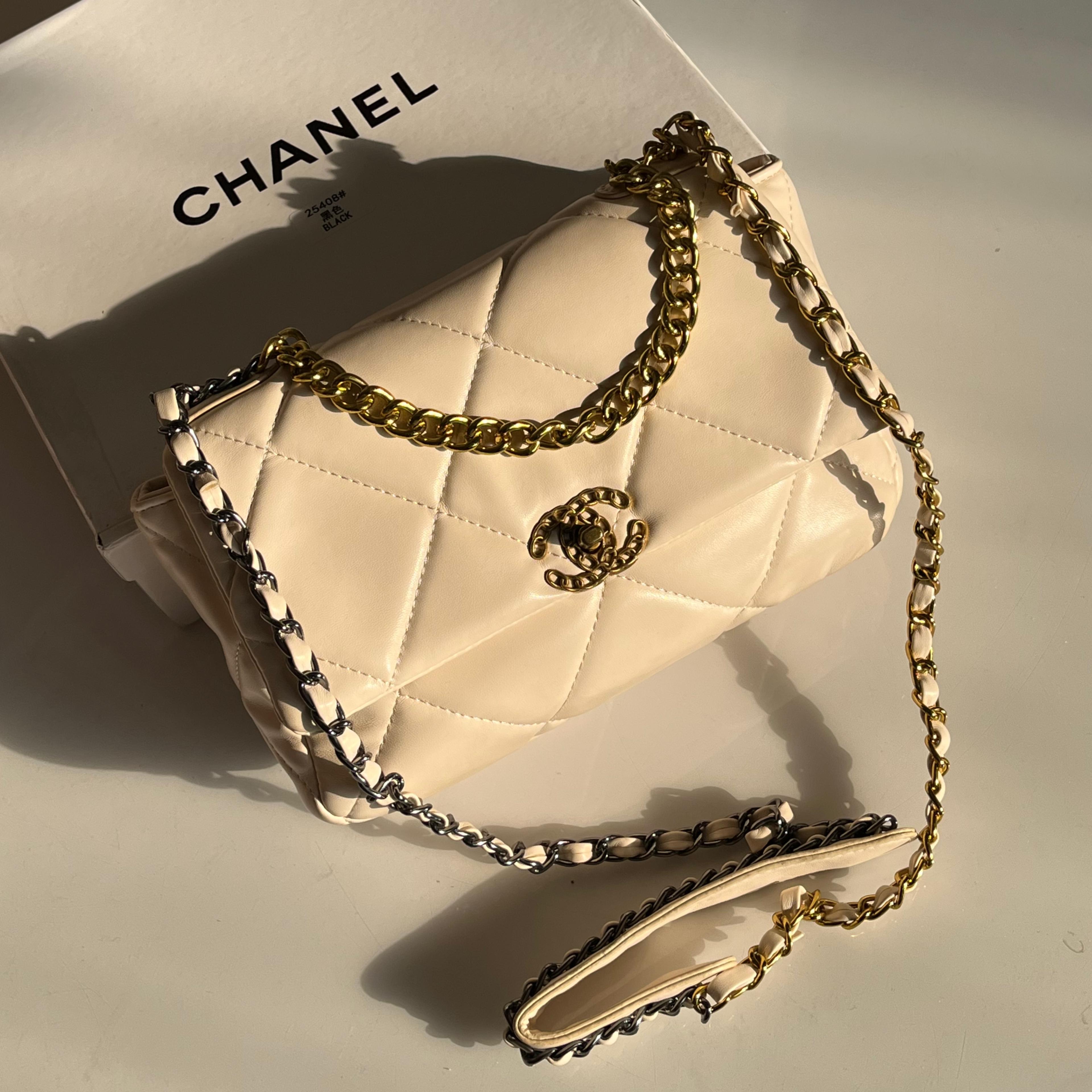 CHANEL Crossbody bag