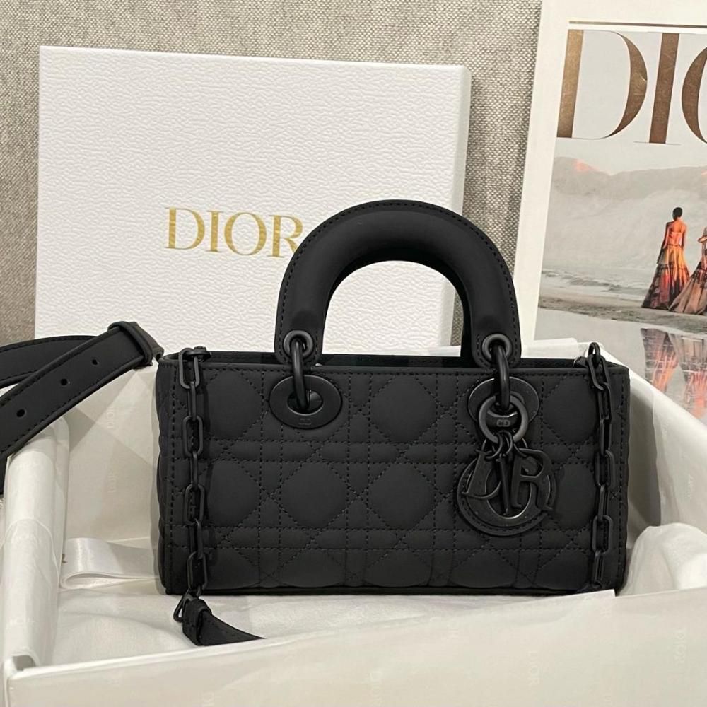 DIOR Master quality Handbag