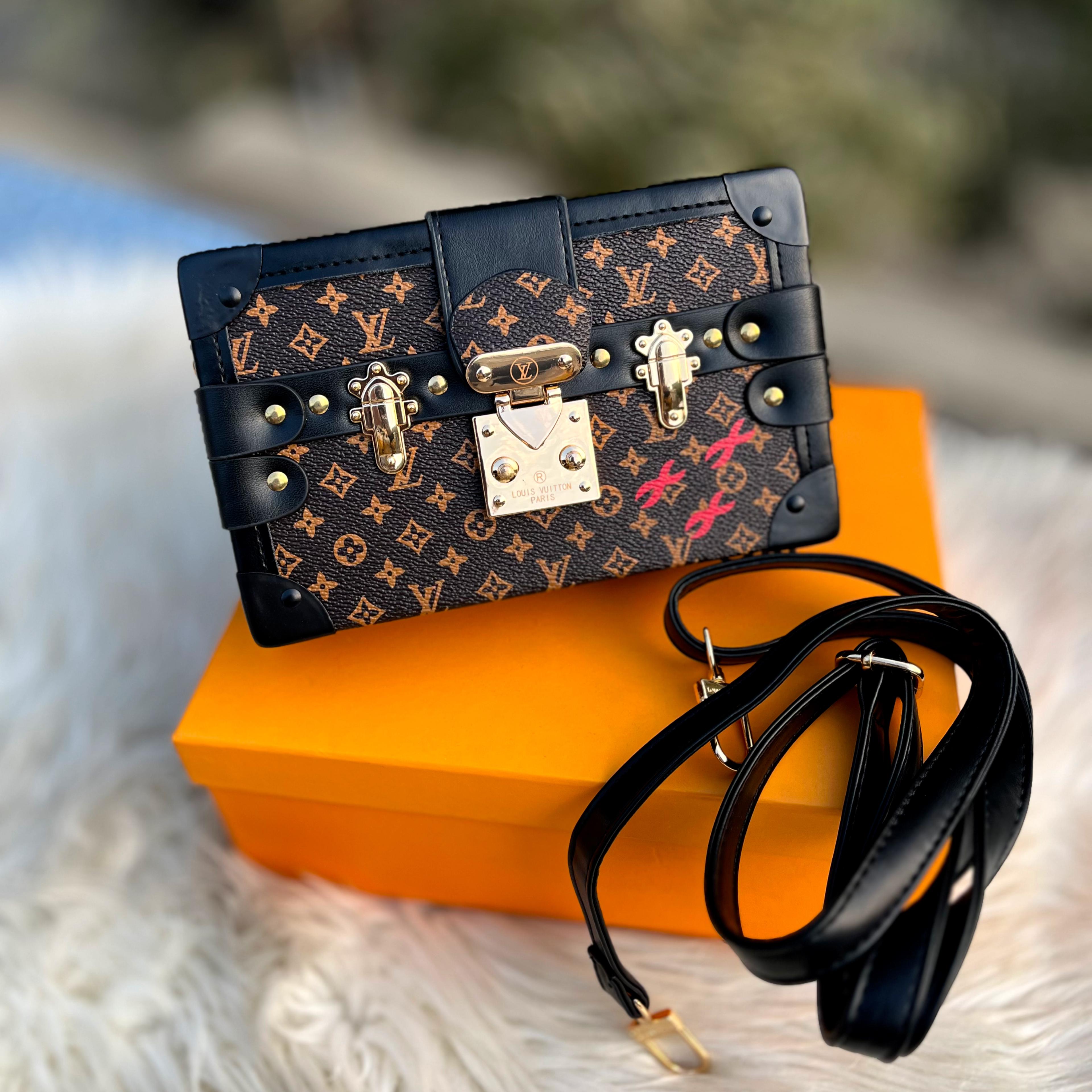 LOUIS VUITTON Trunk bag Crossbody bag