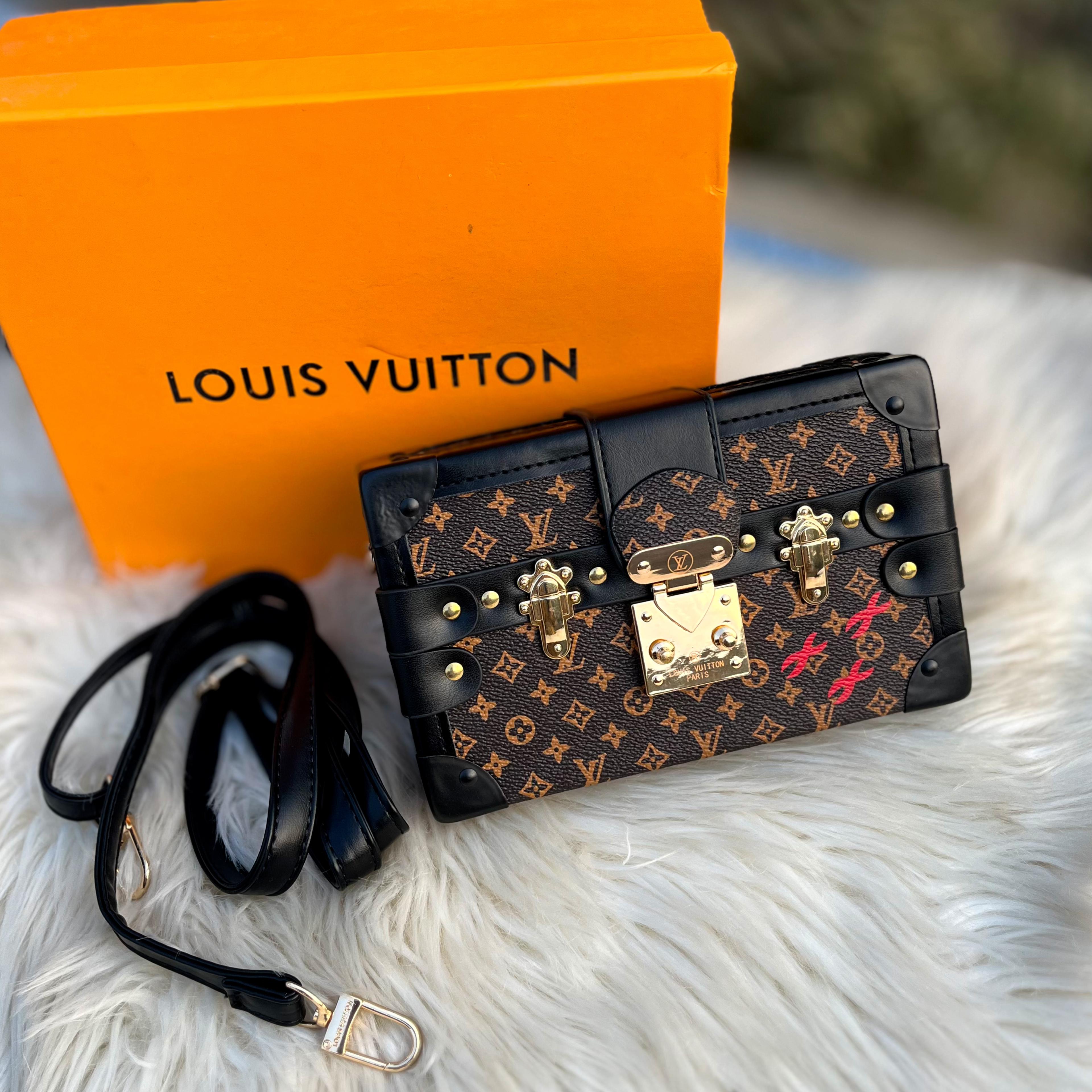 LOUIS VUITTON Trunk bag Crossbody bag