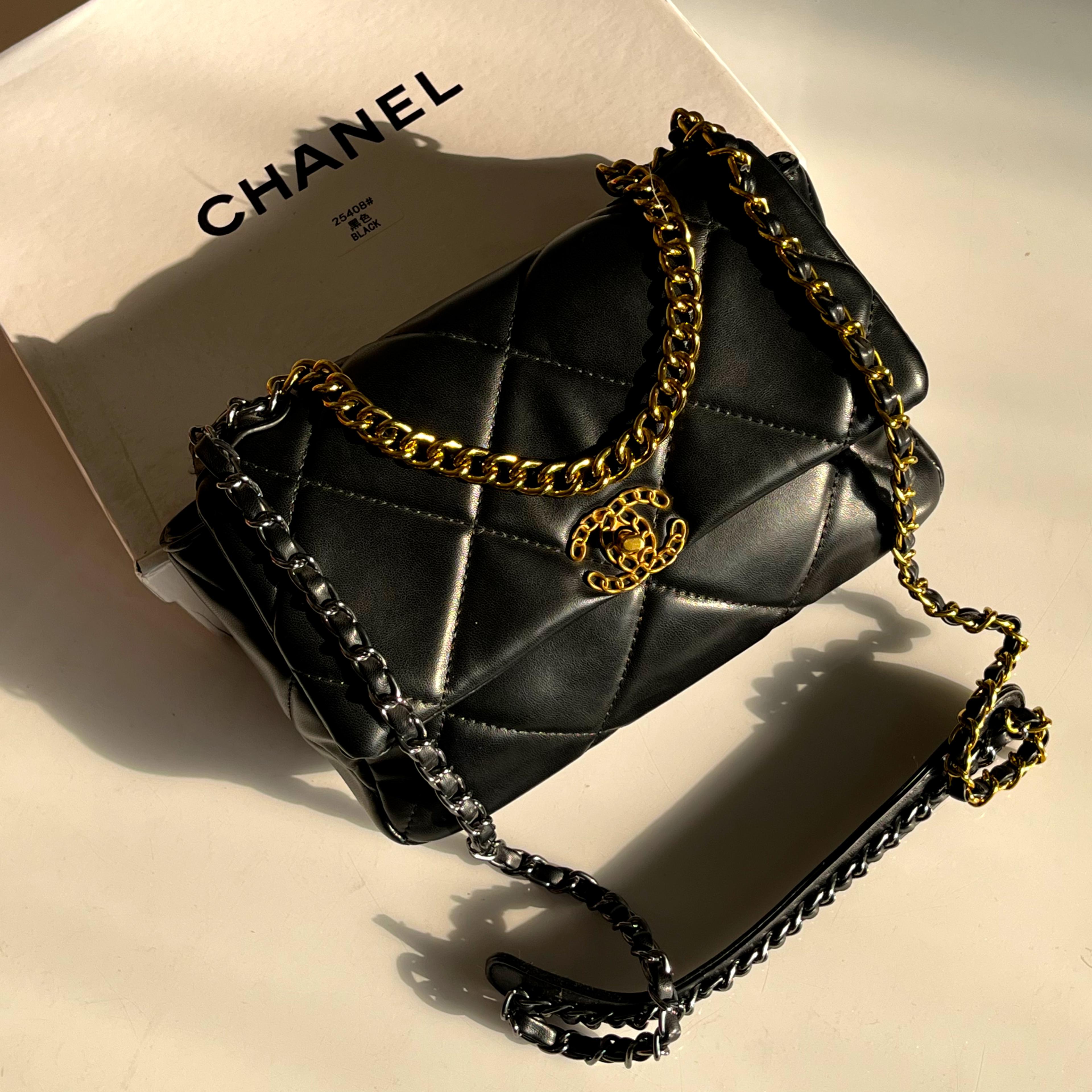 CHANEL Crossbody bag
