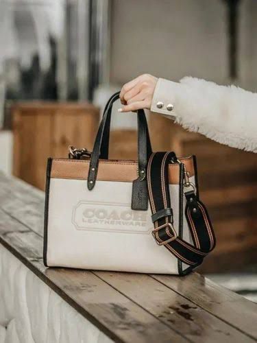 COACH FIELD TOTE 30 BAG