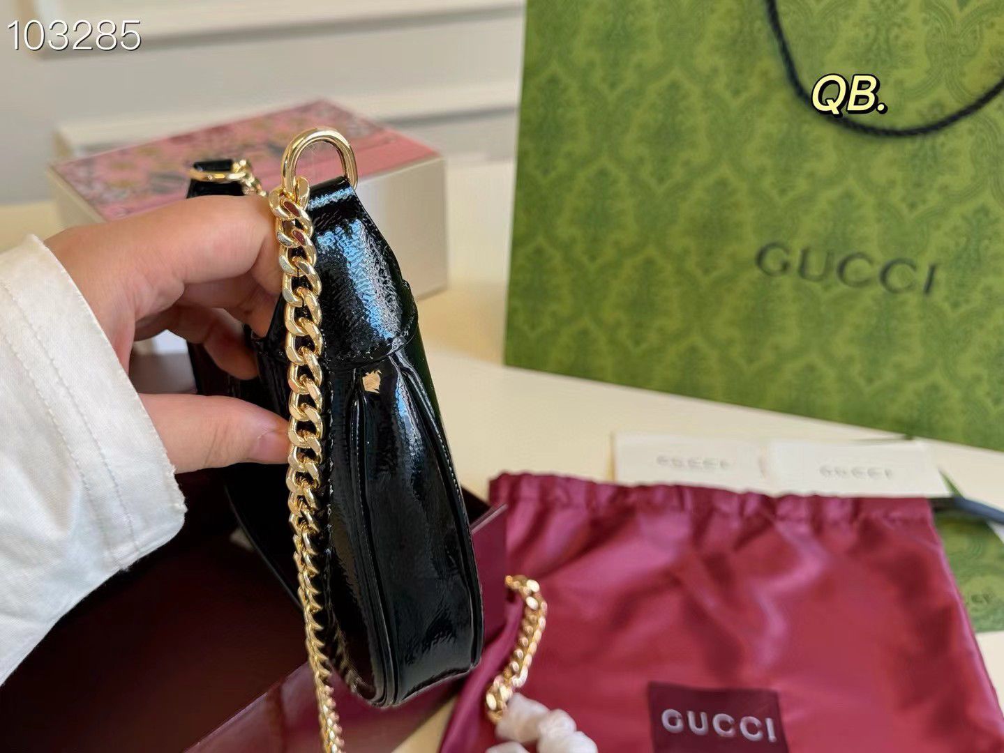 Gucci Chain Shoulder Bag